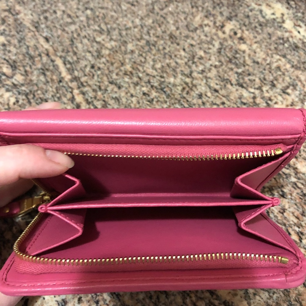 Miu Miu New Matelasse Pink Wallet - image 5